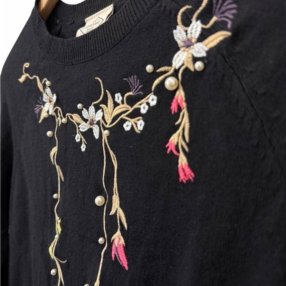 St. John's Bay Festive Holiday Floral Embroidered Pearl Sweater Women's M Black - Picture 3 of 9